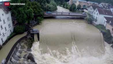 https://www.srf.ch/play/tv/tagesschau/video/hochwasser-in-der-schweiz?urn=urn:srf:video:ff06d281-172f-4f6e-a2c2-a40132f433e3